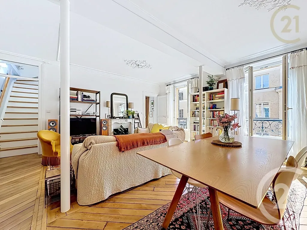 Elutuba - Charming 4-Bedroom Apartment in Versailles