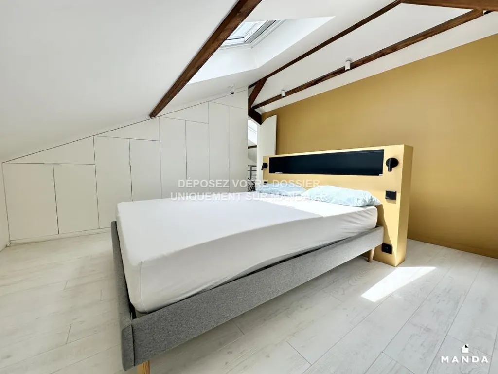 Bedrooms - Duplex Flat with Balcony in Ivry-sur-Seine