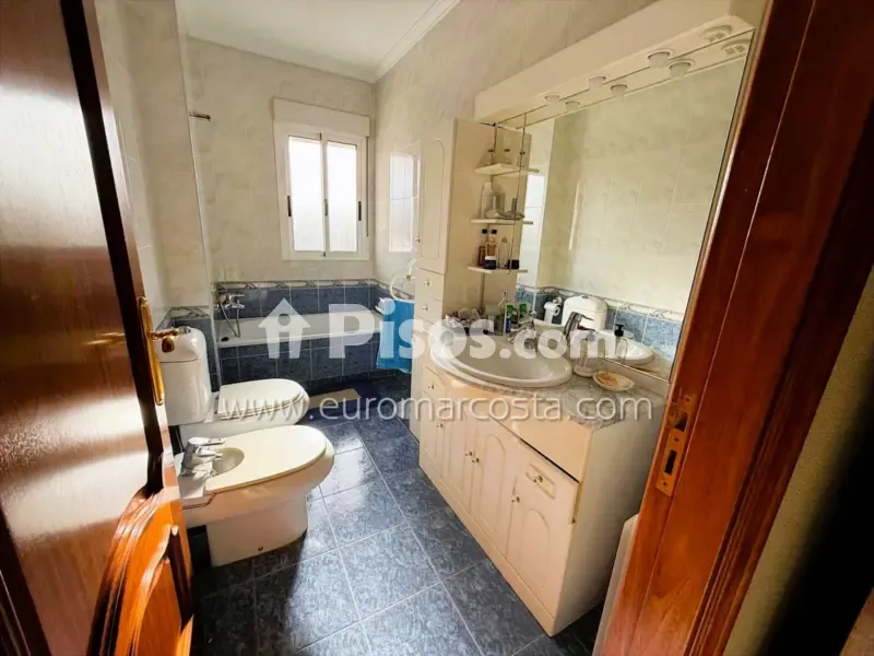 Salles de bain - Luxury Chalet with Private Pool in Elche