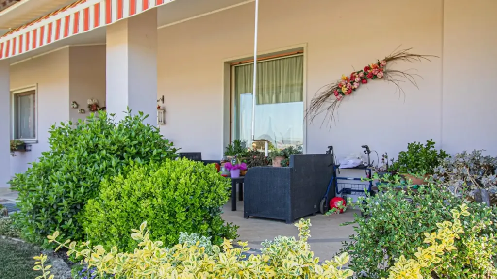 Terrass - Villa with Garden in Gonars