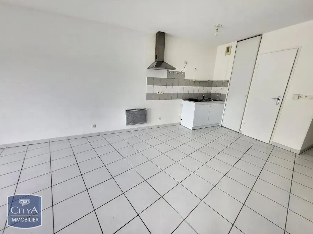Köök - Apartment with Pool in Issoire