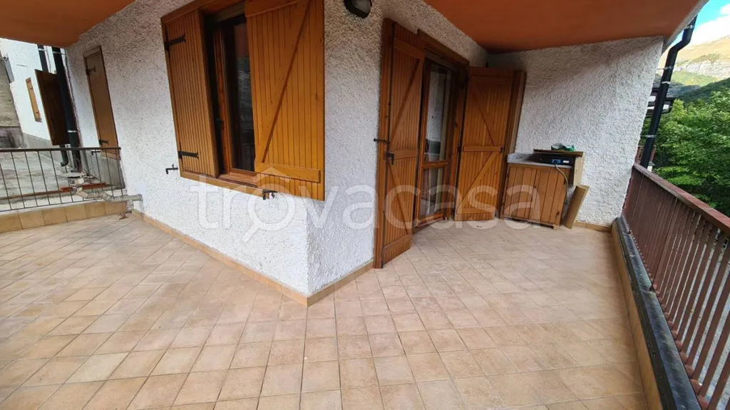 Balcon - Apartment with Terrace in Limone Piemonte