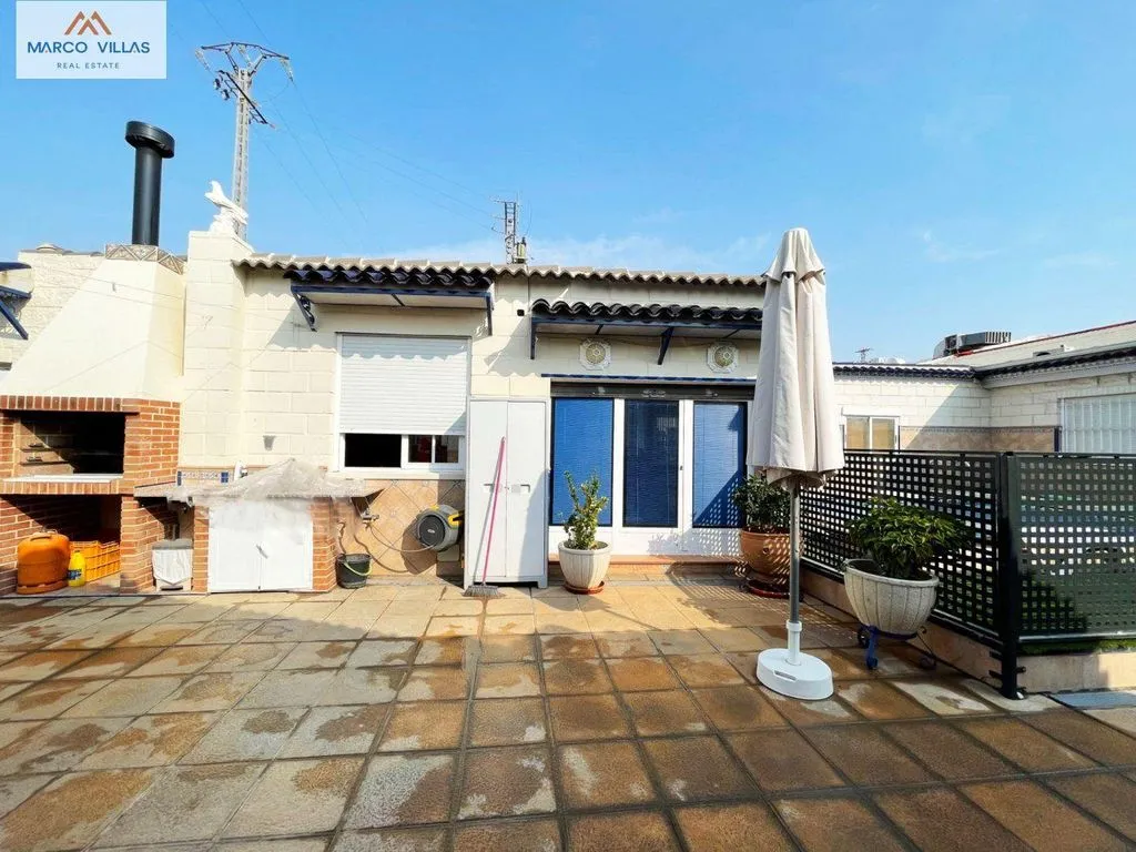 Terrass - Detached House with Pool and Factory in Almoradí