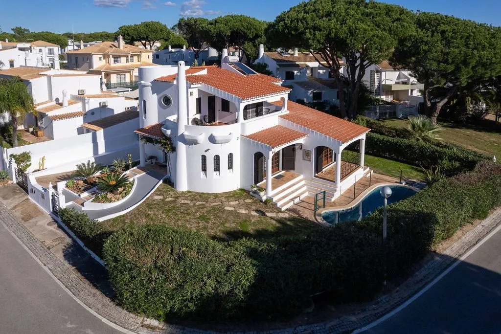 Õhuvaade - Moorish Villa with Pool in Vilamoura