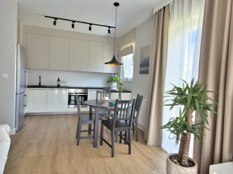 Apartment with Private Garden in Droga Mleczna