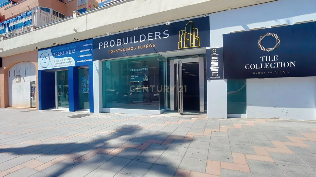 Esterno - Commercial Space with High Ceilings in Avenida de Mijas