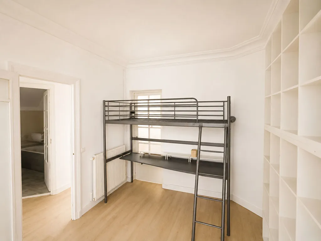 Chambres - Appartement 3 Pièces Rue Monge, Paris 5ème