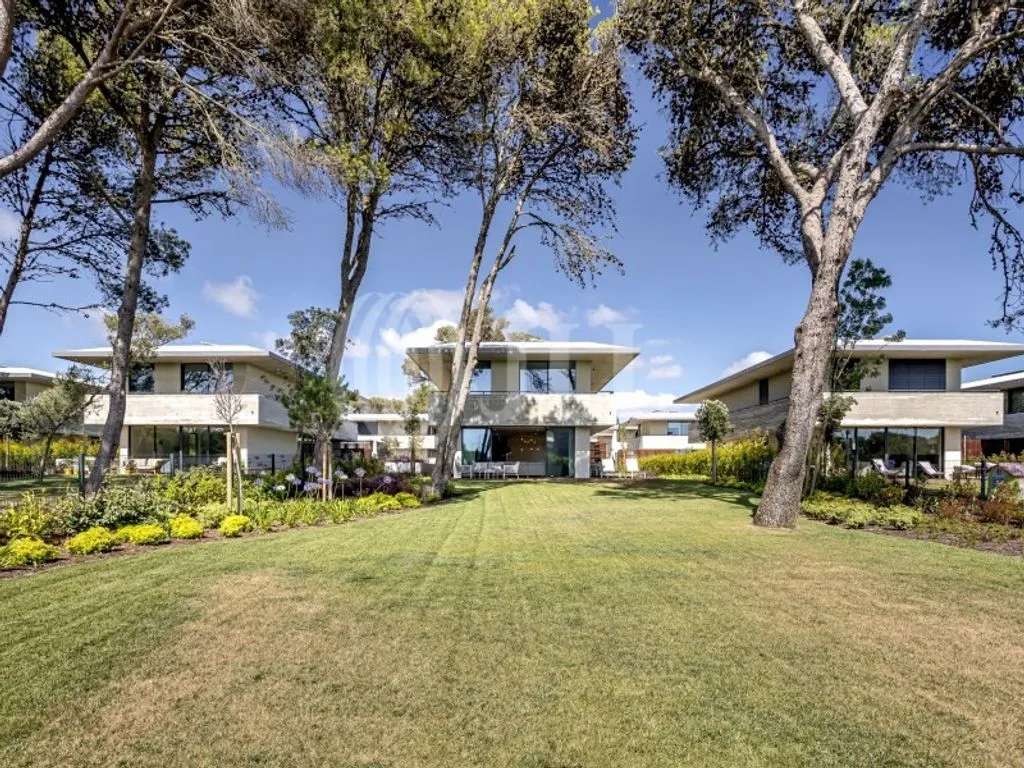 Jardin - Luxury Villa with Pool in SandWoods, Cascais