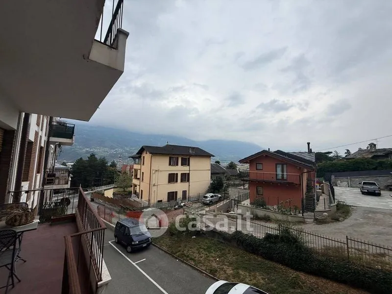 Rõdu - Apartment with West Terrace in Aosta