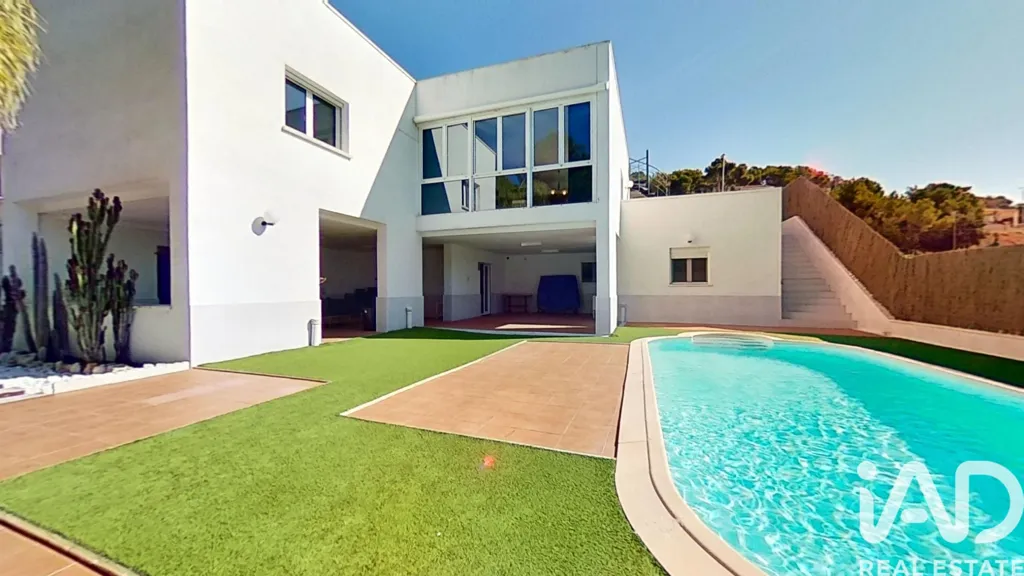 Bassein - Independent House with Pool in Roda de Barà