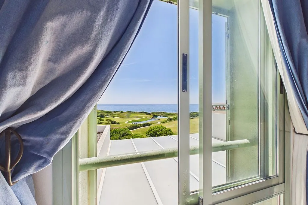 Balcon - Apartment with Pool and Terrace in La Alcaidesa