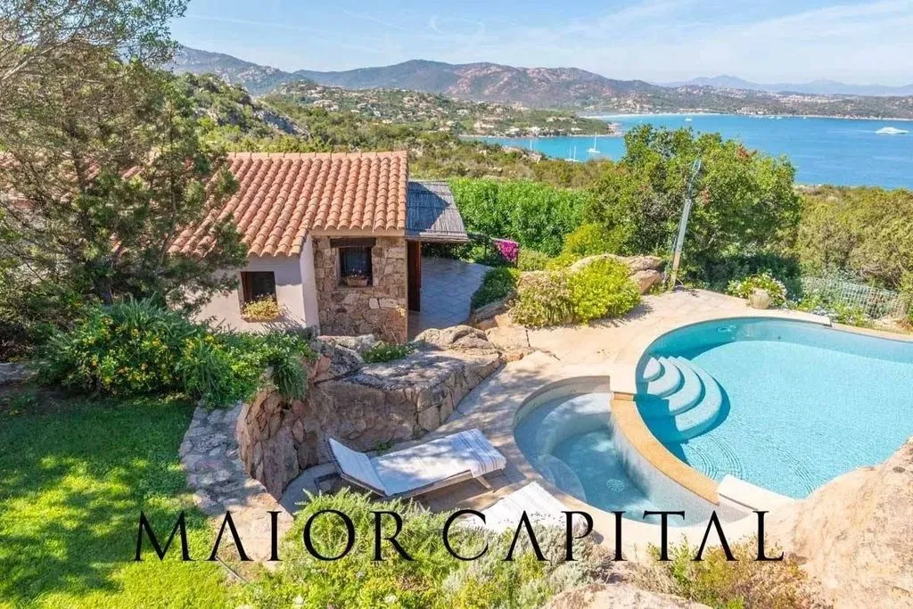Bassein - Luxury Villa with Sea View in San Teodoro