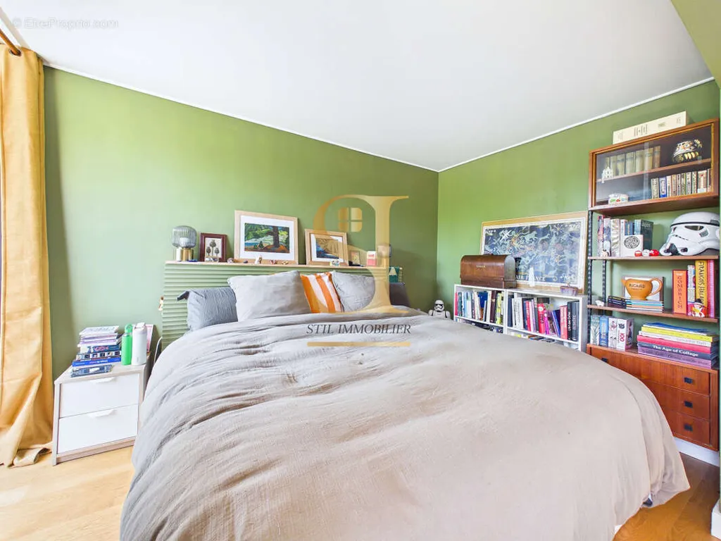 Chambres - Appartement 5 Pièces avec Piscine à Draveil