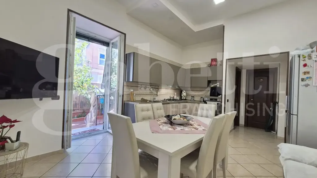 Söögituba - Renovated Flat with Terrace in Bagnoli
