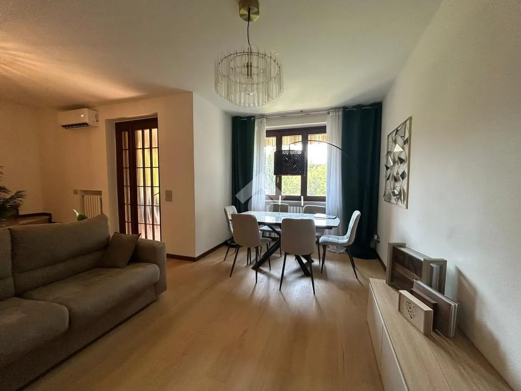 Elutuba - Semi-detached Villa with Solar Panels in Brescia