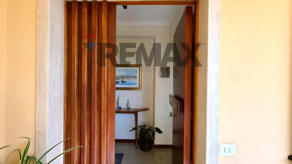 hallway_entrance