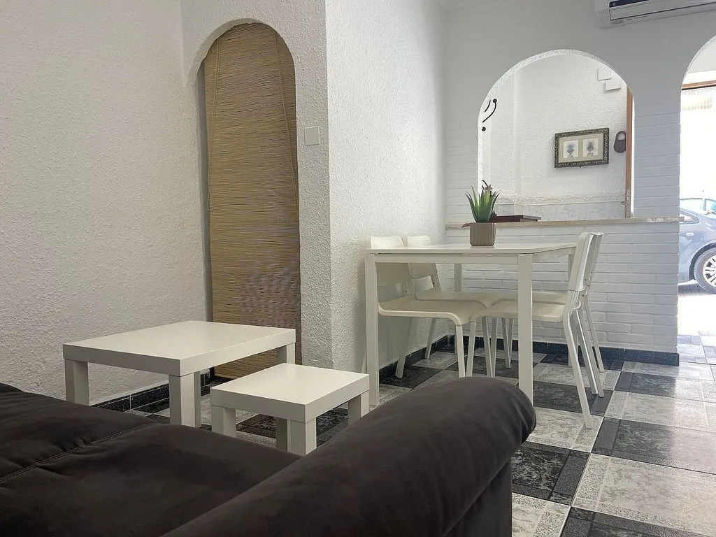 Elutuba - Terraced House with Terrace in Plaza de Toros