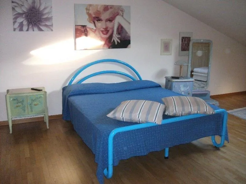 Chambres - Divided Villa with Garden in Forte Dei Marmi