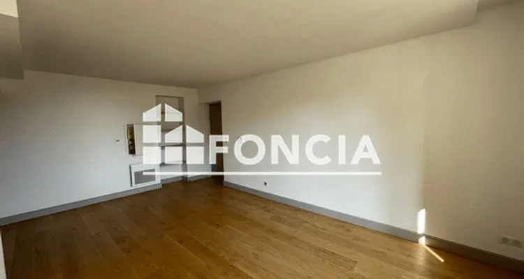 Séjour - Appartement Charmant avec Parking à Nancy