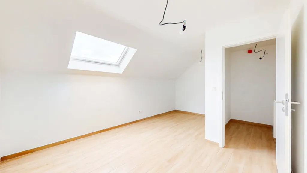 Pièces - Duplex avec Terrasse à Godarville