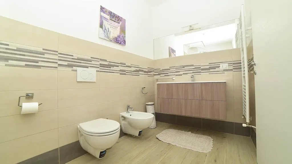 Salles de bain - Apartment with Soppalco in Florence Centre