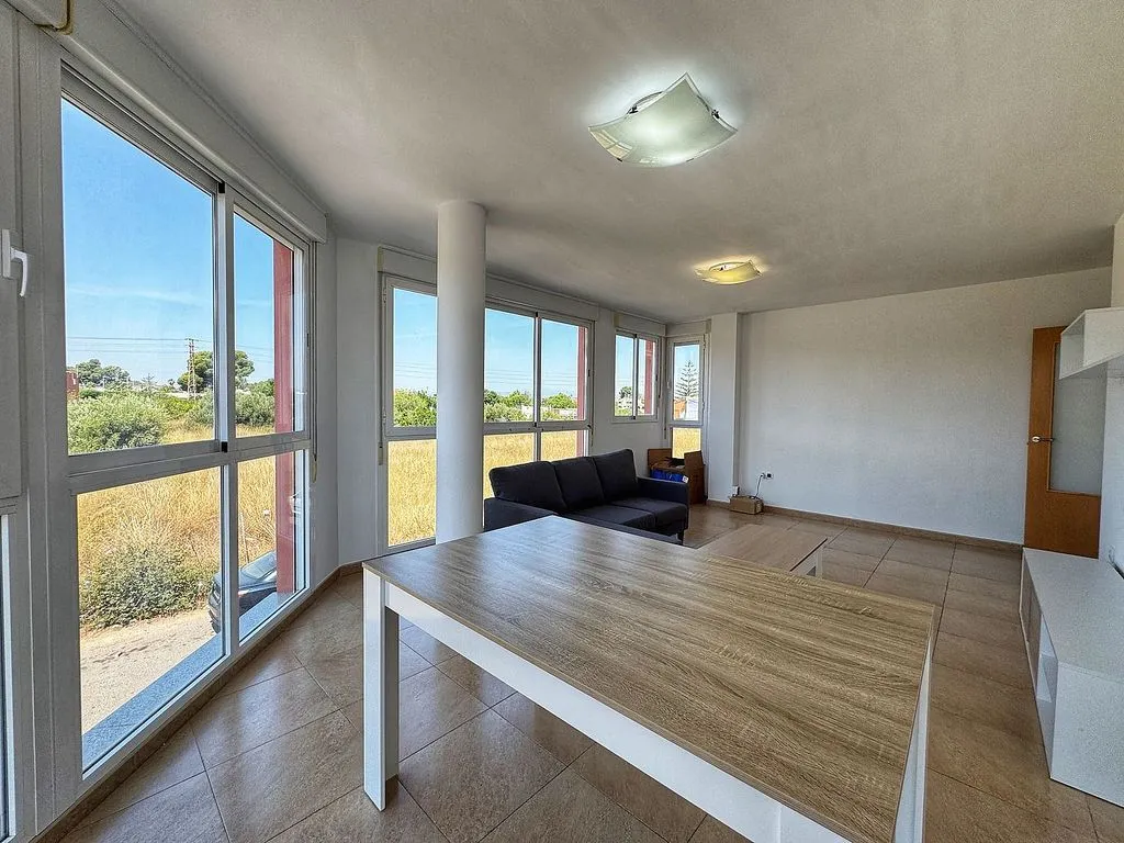 Söögituba - Two-Bedroom Apartment with Garage in Vila-real