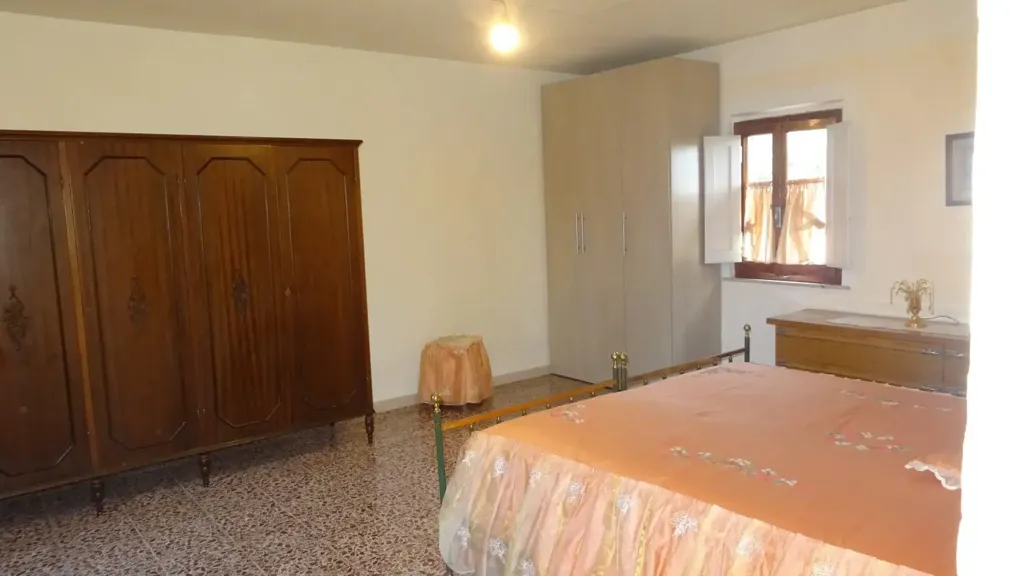 Magamistoad - Terraced Villa with Balcony in Montespertoli