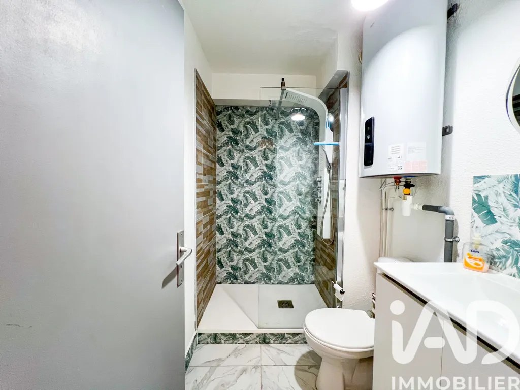 Vannitoad - Studio with Terrace in Bandol