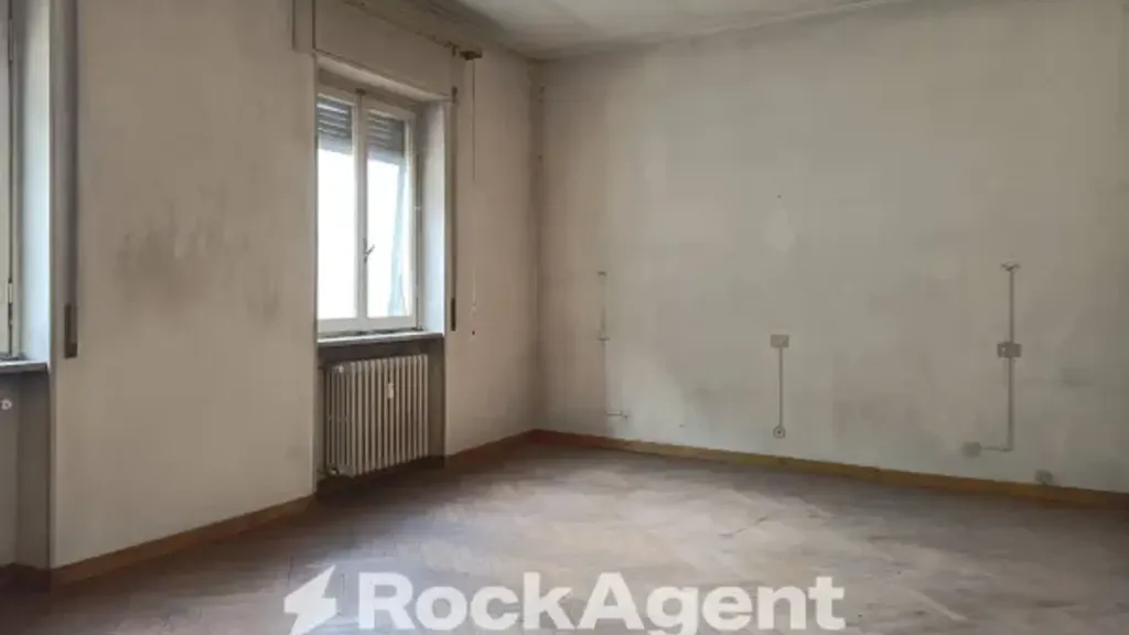 Pièces - Spacious Apartment with Mountain View in Coggiola