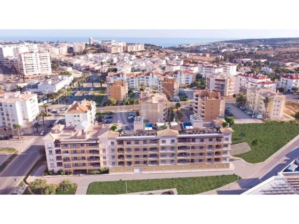 Vue aérienne - Luxury 3-Bedroom Apartment with Pool in Lagos