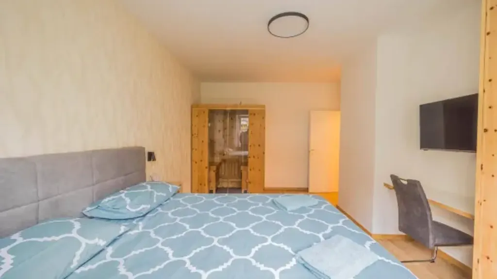 Bedrooms - Rustic-Style Flat with Sauna in Merano