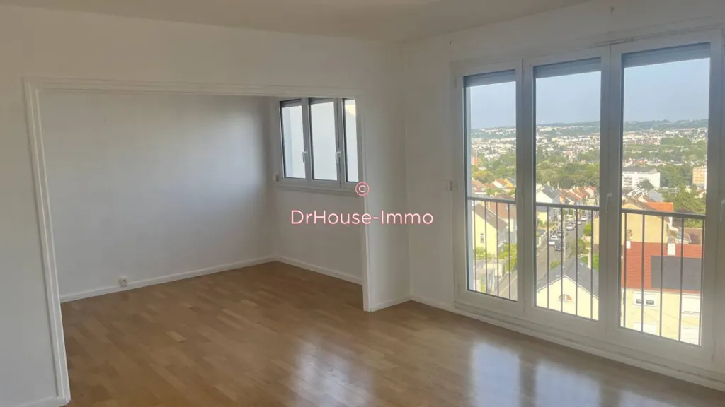 Toad - 4-Piece Apartment with Parking in Le Mans