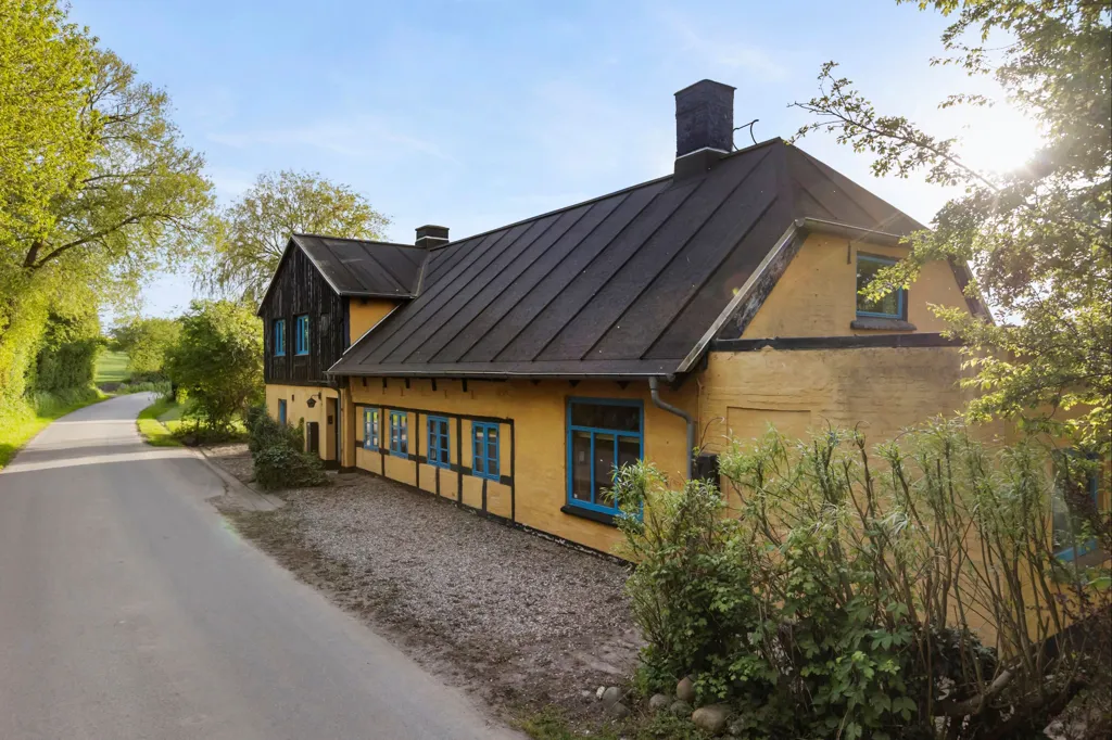 Välivaade - Historic Villa with Large Garden in Nordborg