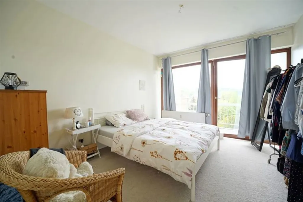 Bedrooms - 1-Bed Apartment with Terrace in Huy