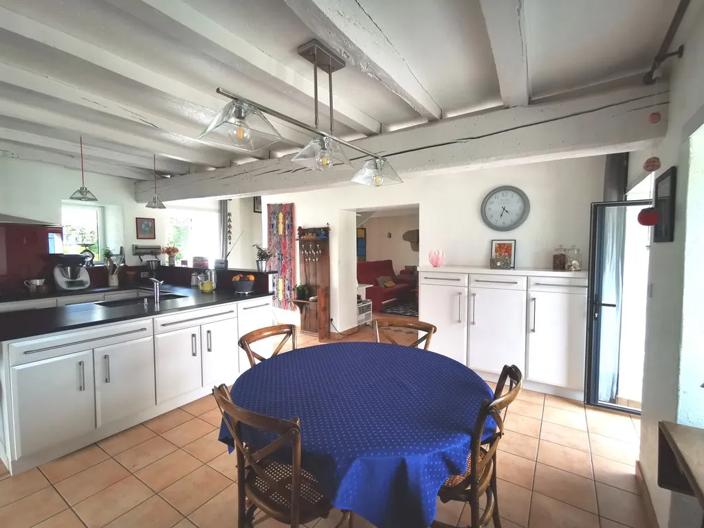 Salle à manger - Maison de Luxe avec Vue sur Marais à Mesquer