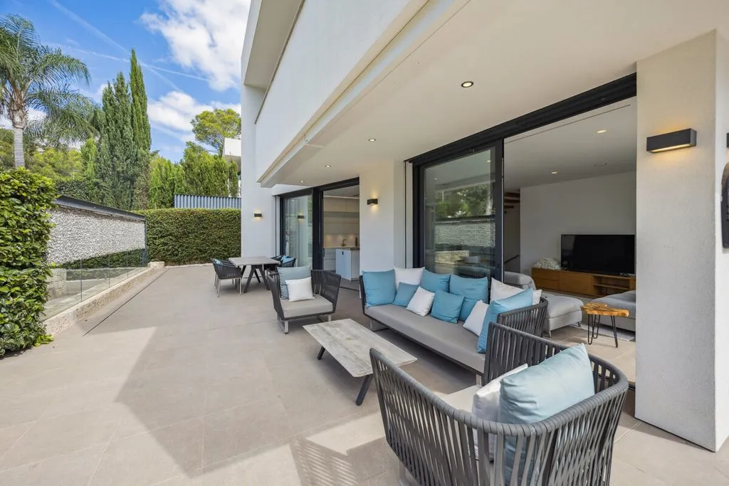 Terrass - Luxury Villa with Infinity Pool in Son Vida
