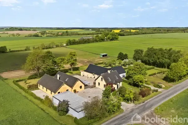 Vue aérienne - Farmhouse with Two Units in Voldby, Hammel