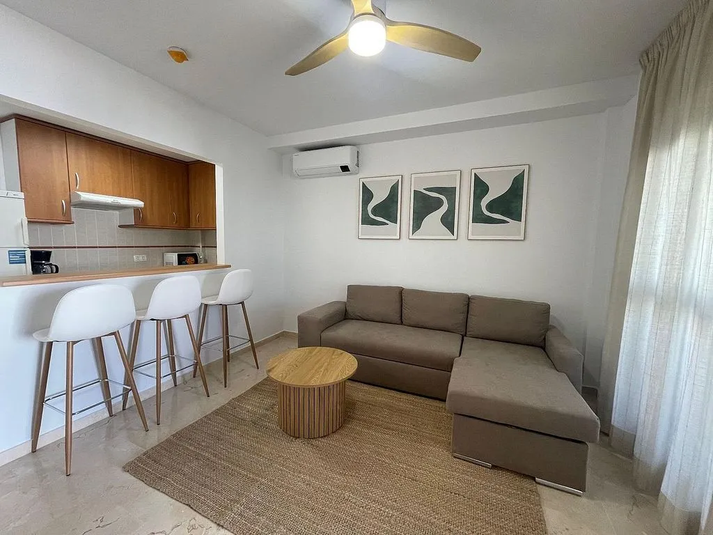 Elutuba - 1-Bedroom Apartment with Pool in Casares