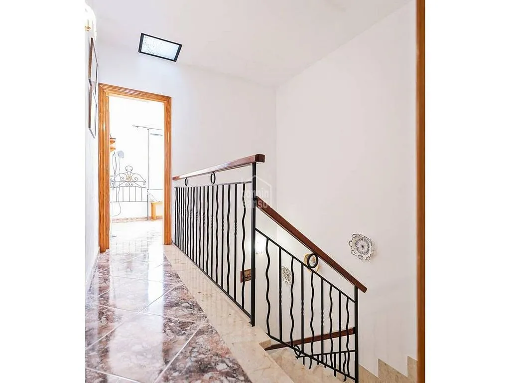 Pièces - Charming House with Terrace in Ciutadella Centre