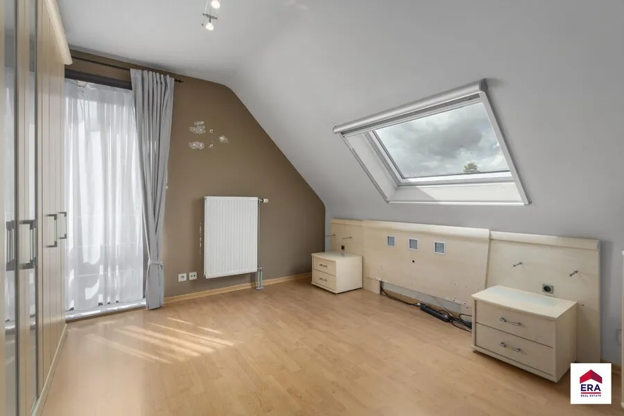 Pièces - Appartement avec Atelier de 240 m² et Jardin à Bruxelles