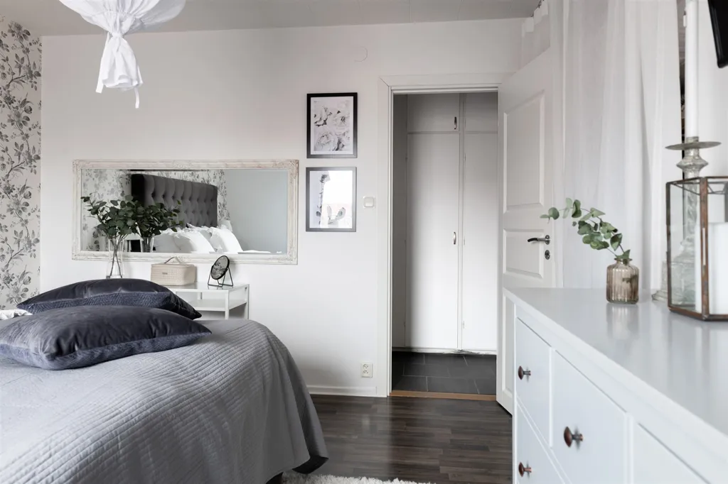 Magamistoad - Two-Bedroom Flat with Balcony in Ekeby