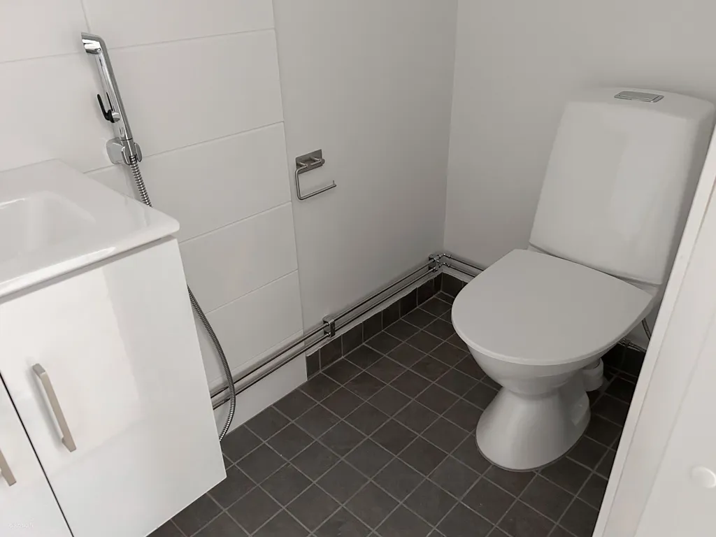 Salles de bain - Spacious Flat with Sauna in Vuosaari, Helsinki