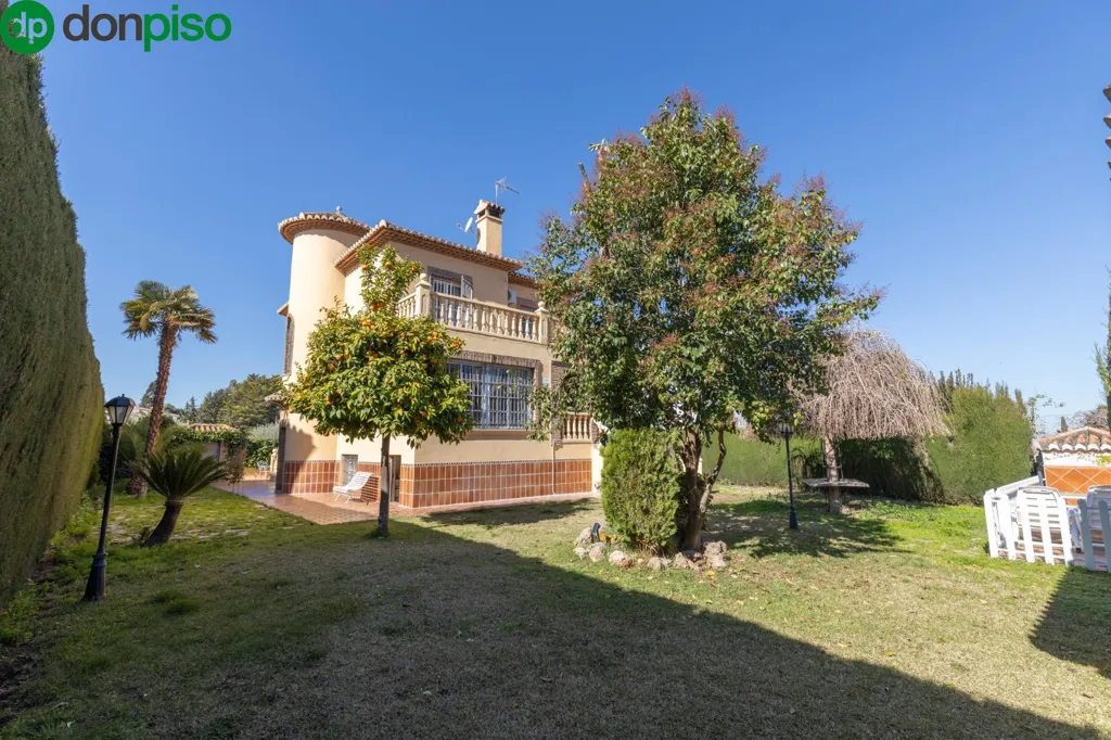 Jardin - Luxury Detached House with Pool in Zubia