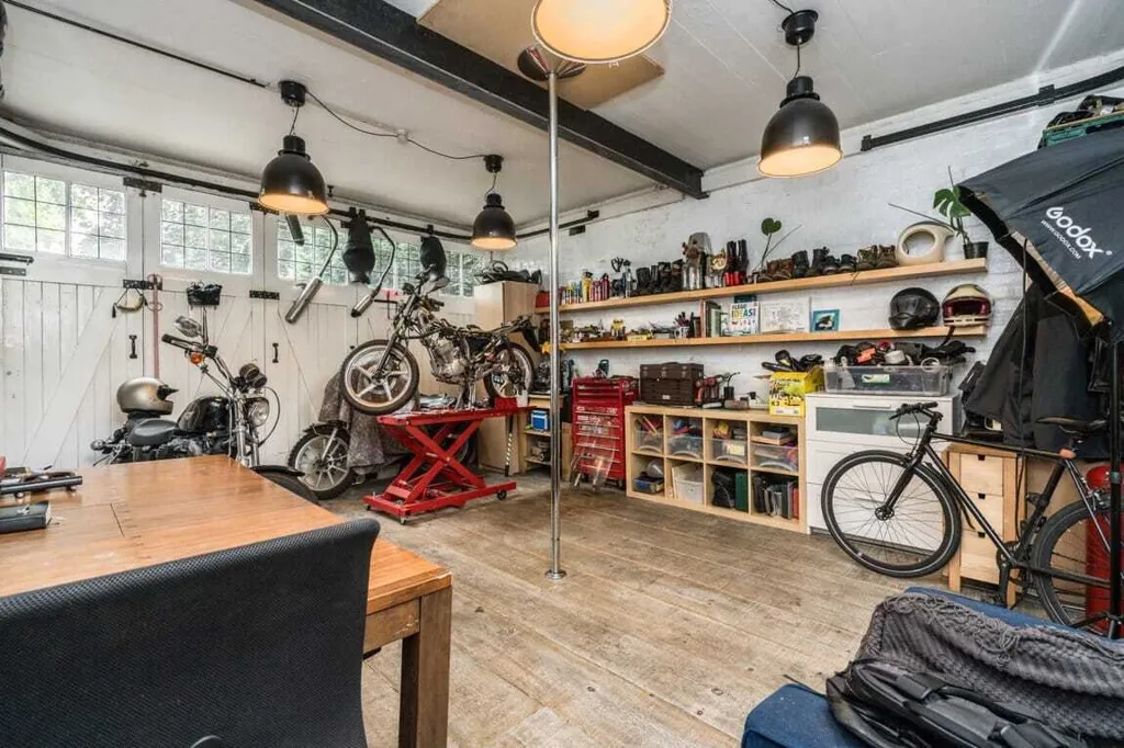 Garage - Appartamento con 3 camere a Brent
