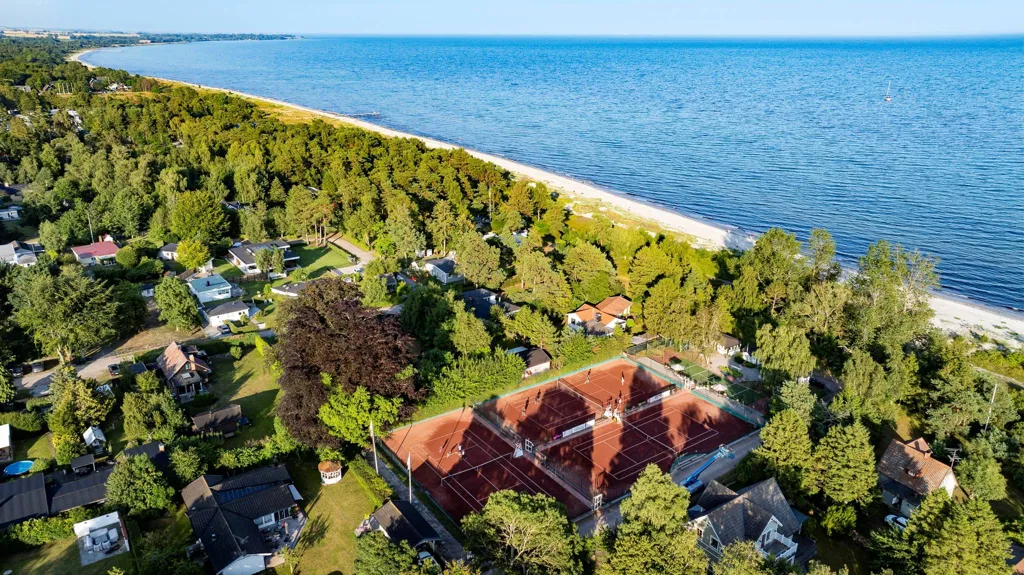 Vue aérienne - Villa with Pool and Sea View in Beddingestrand