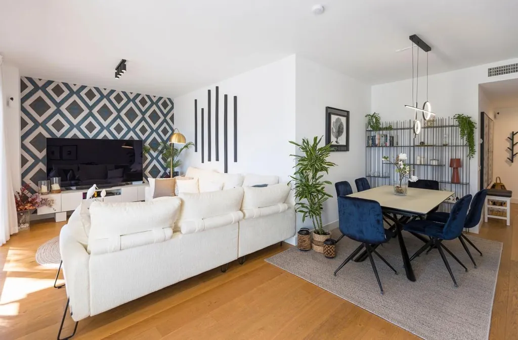 Séjour - Apartment with Private Garden in Mijas Costa