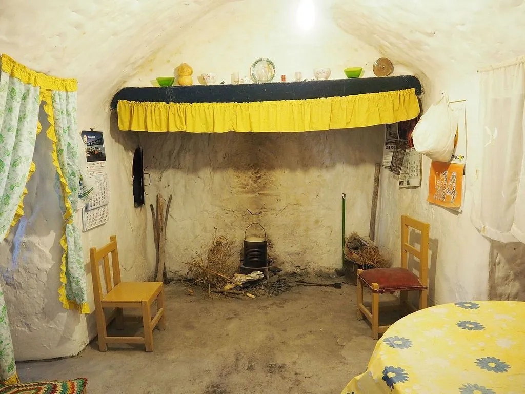Söögituba - Unique Cave House in Benamaurel, Granada