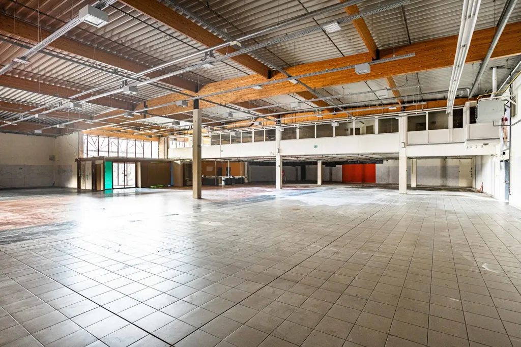 Pièces - Bâtiment pour usage mixte avec parking à Geraardsbergen