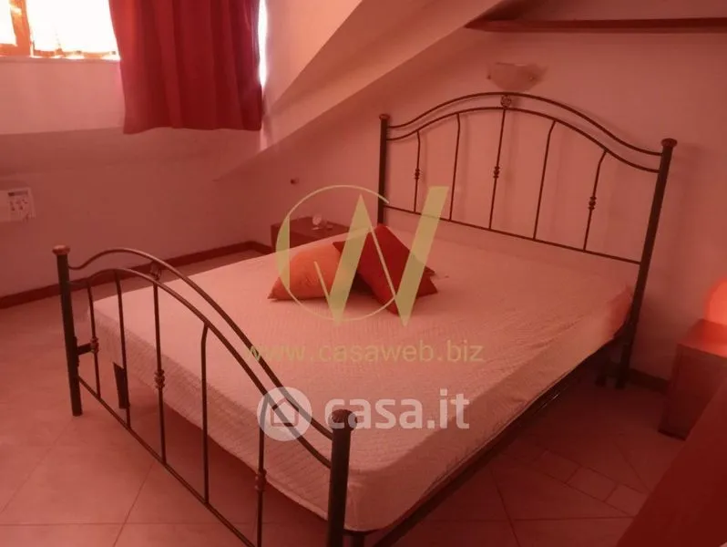 Camere da letto - South-East Facing Loft in Caserta Centre