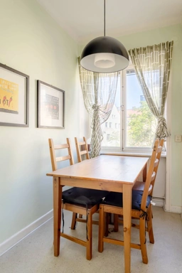Salle à manger - Charming 2-Bedroom Flat with High Location in Råsunda